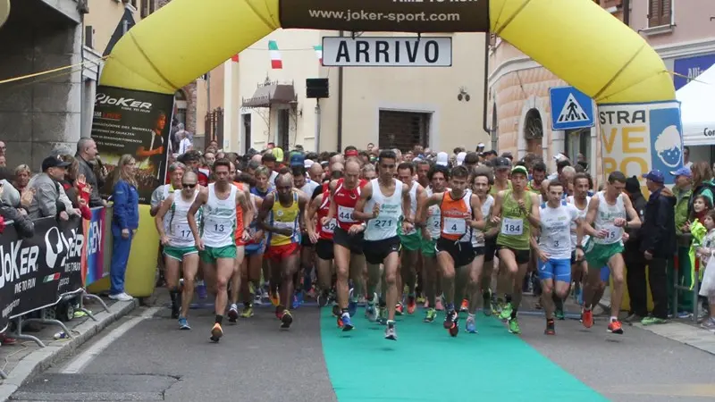 La XX edizione della Cinque Castelli Half Marathon