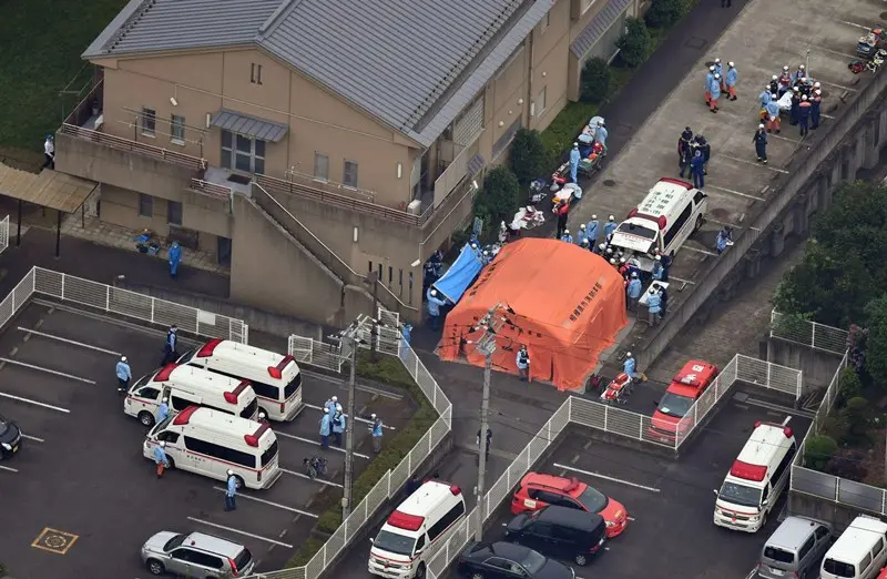 19 morti accoltellati in Giappone