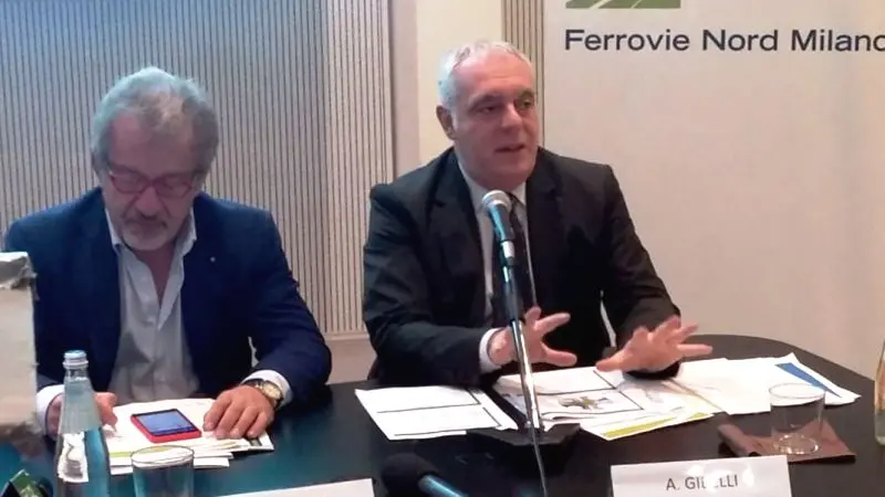 Gibelli, presidente di Ferrovie Milano, con il presidente della Regione Maroni