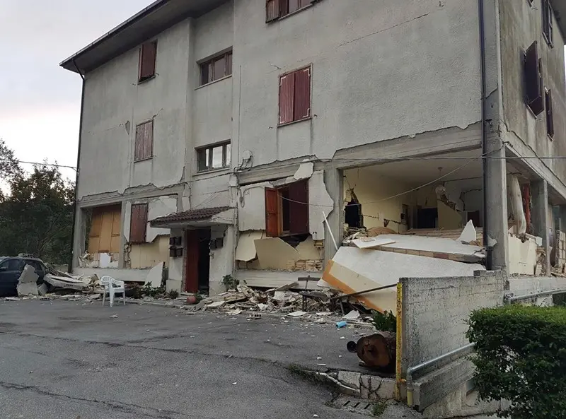 La devastazione a Pescara del Tronto