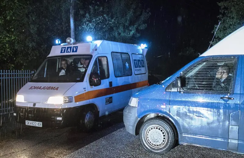 Tragedia aerea in Macedonia, morti sei italiani
