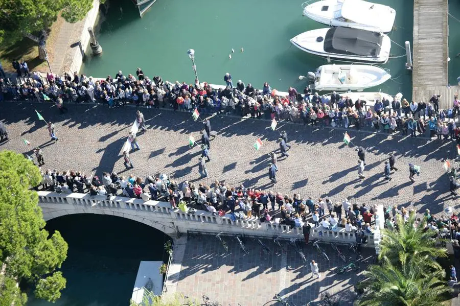 La sfilata del Secondo Raggruppamento a Desenzano