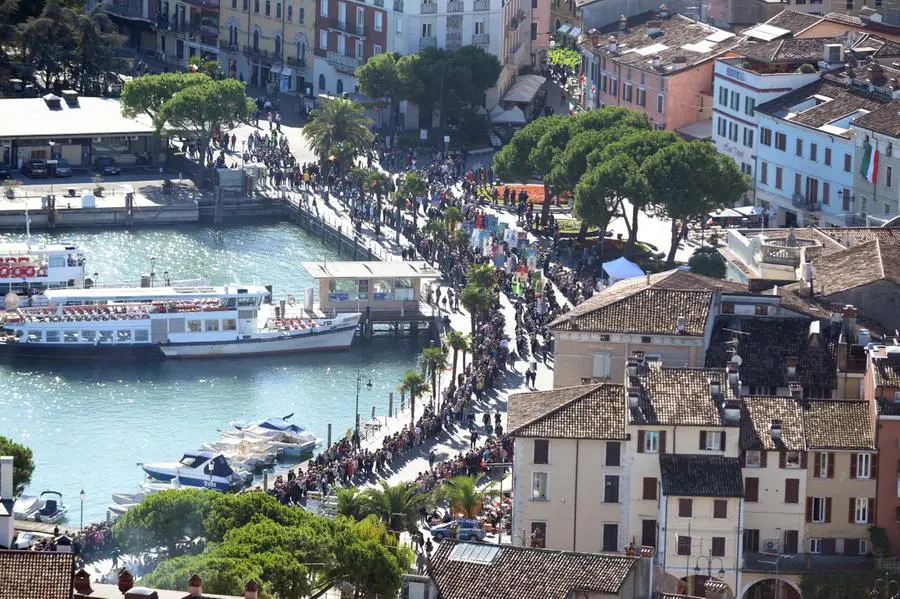 La sfilata del Secondo Raggruppamento a Desenzano