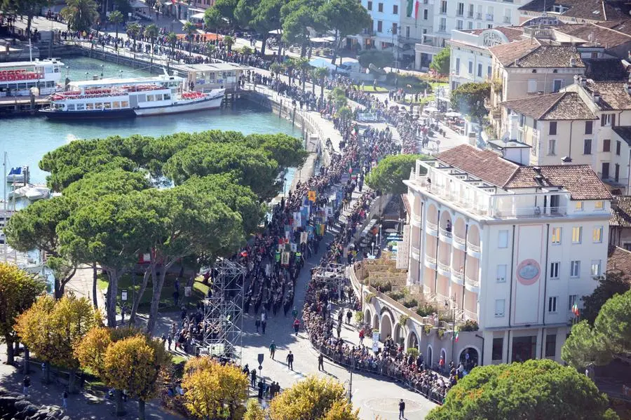 La sfilata del Secondo Raggruppamento a Desenzano