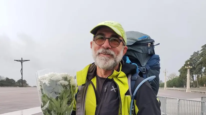 Marino Antonelli, 61enne di Virle, ha camminato fino a Fatima per chiedere la pace nel mondo