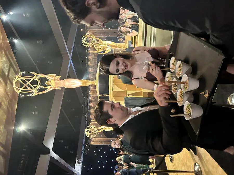 Ospiti e vincitori degli Emmy Awards al bar Franciacorta