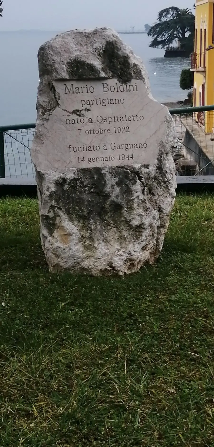 La cerimonia in memoria del partigiano Boldini