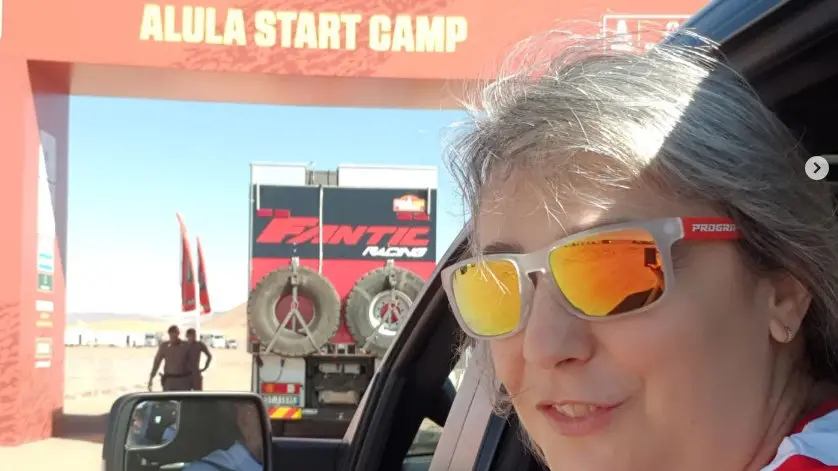 Miriam Orlandi, fisioterapista di Brescia, alla Dakar 2024 - Foto da Instagram