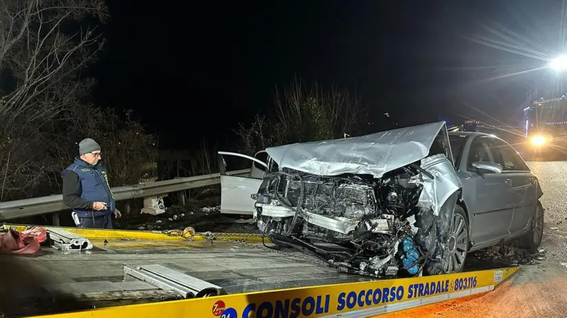 Le auto coinvolte nell'incidente lungo la Statale 42