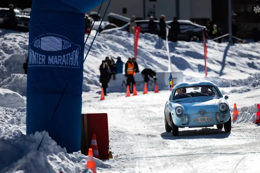 Winter Marathon 2024, la prova sul laghetto ghiacciato