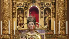 Le corone custodite all'interno del Santuario della Ceriola a Monte Isola © www.giornaledibrescia.it