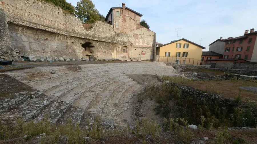 CRONACA BRESCIA VIA DEI MUSEI CAPITOLIUM TEATRO ROMANO PALAZZO MAGGI GAMBARA PER CAPRETTI 17-10 2023 MARCO ORTOGNI NEW EDEN GROUP