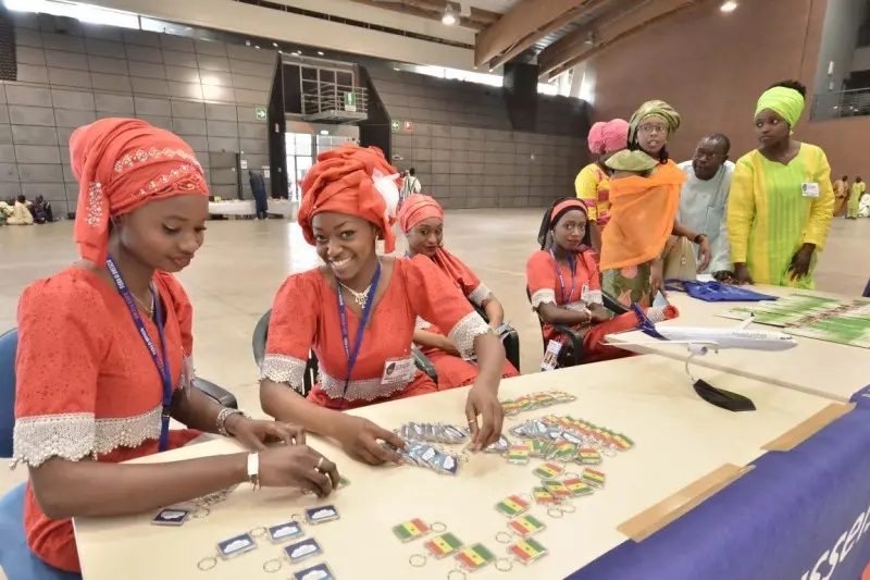 Colori e festa dei murid riuniti a Brixia Expo