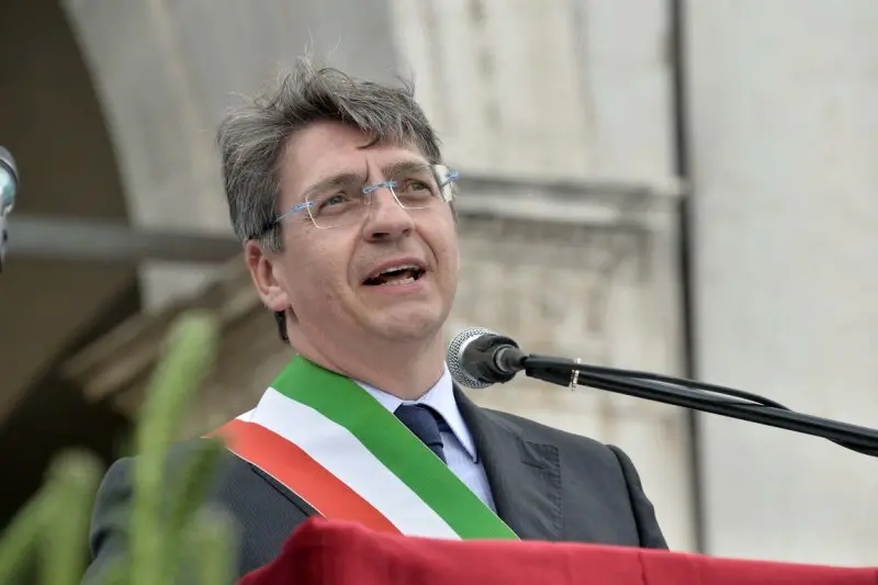 «Ad maiora!», festa di laurea in piazza Loggia