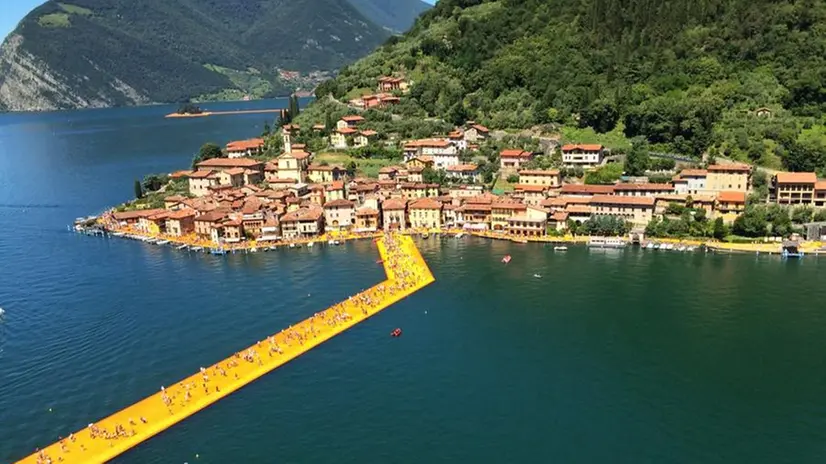 The Floating Piers vista dall'alto