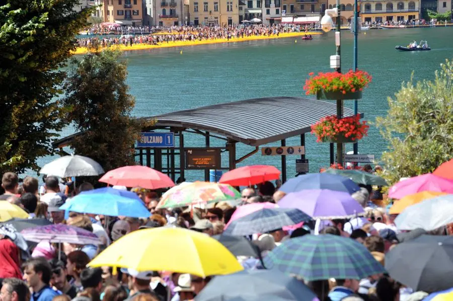 Pienone e malori a The Floating Piers