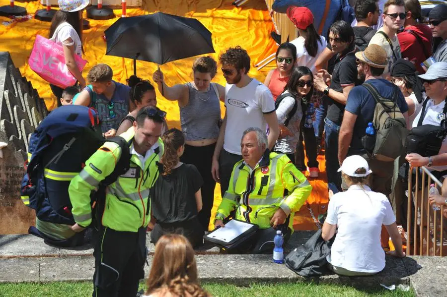 Pienone e malori a The Floating Piers