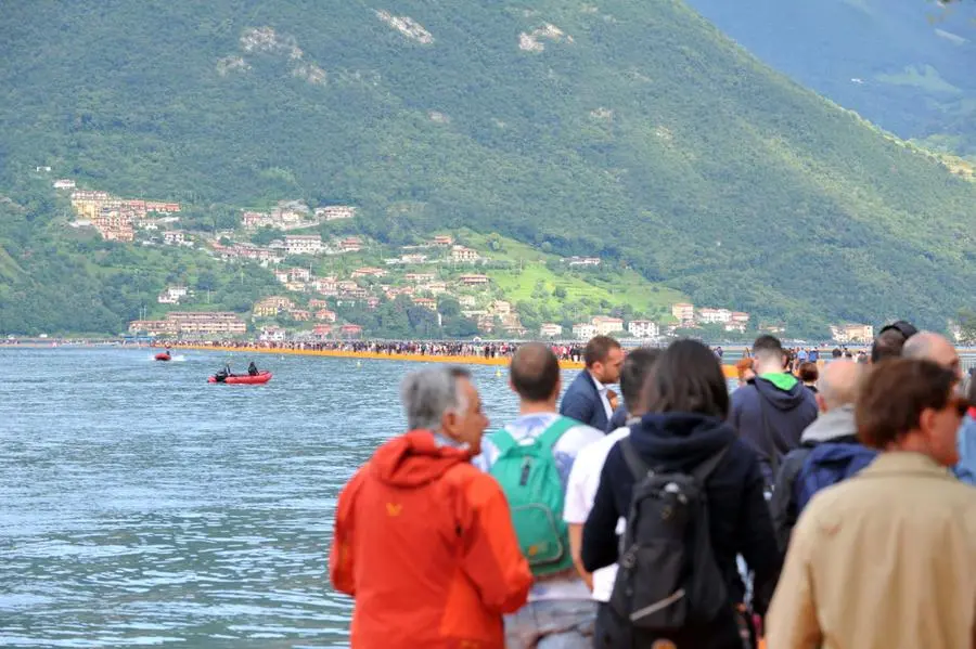 The Floating Piers, apertura da tutto esaurito