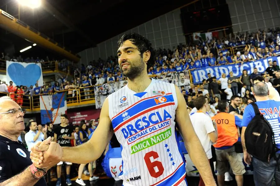 Centrale del latte - Fortitudo 76-58