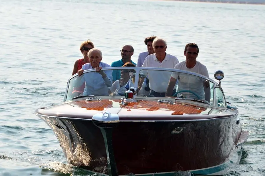 The Floating Piers, la Cenerentola del Sebino chiude a mezzanotte