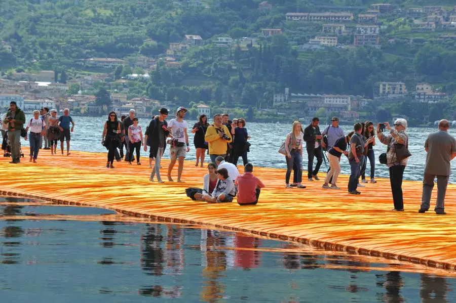 The Floating Piers, apertura da tutto esaurito