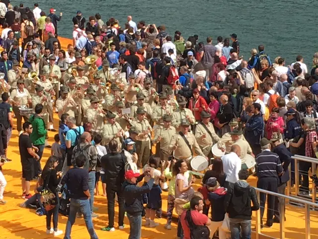 The Floating Piers, concerto della Fanfara Tridentina