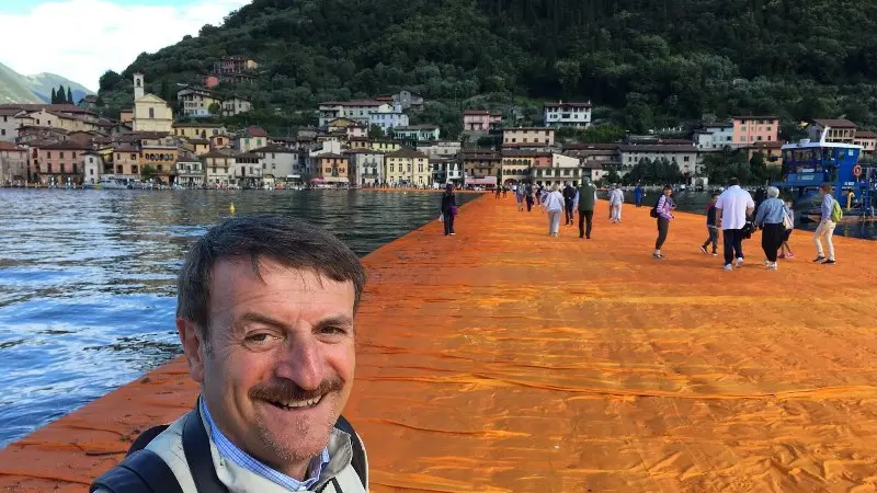 The Floating Piers, in passerella anche Giacomo