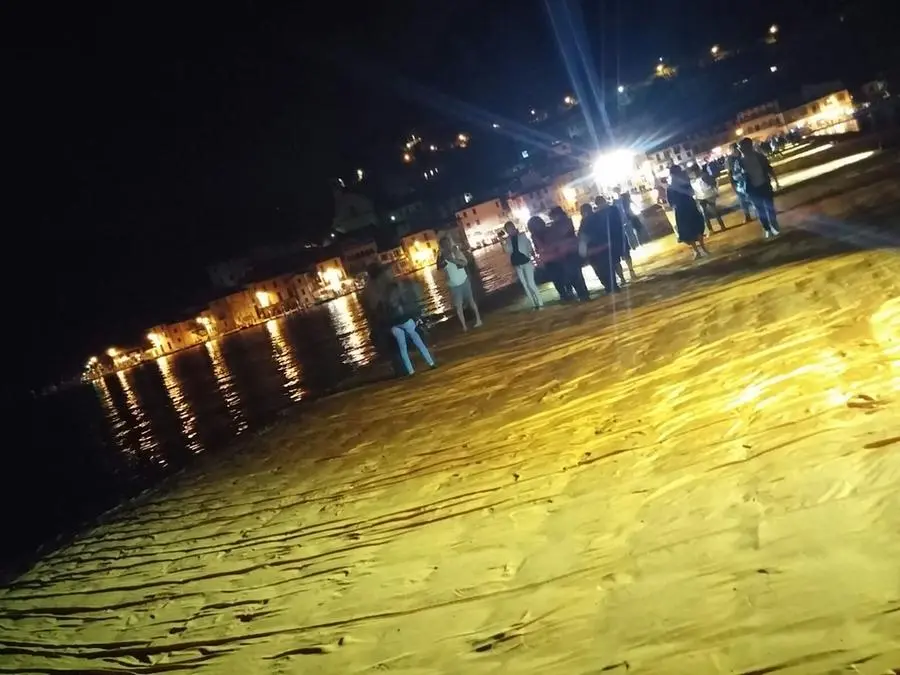 The Floating Piers nella notte della manutenzione
