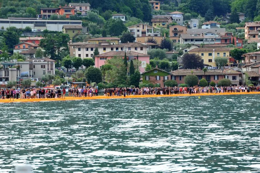 The Floating Piers, apertura da tutto esaurito