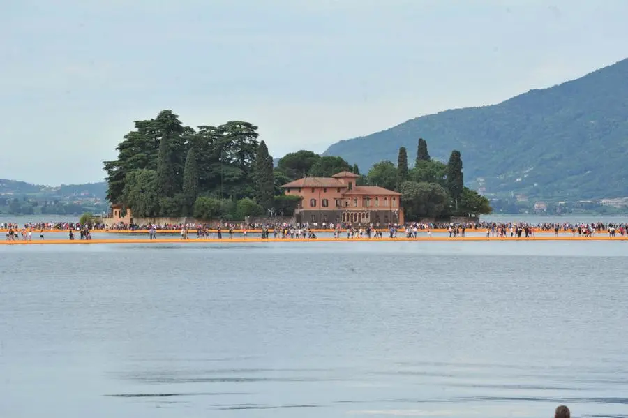 The Floating Piers, apertura da tutto esaurito