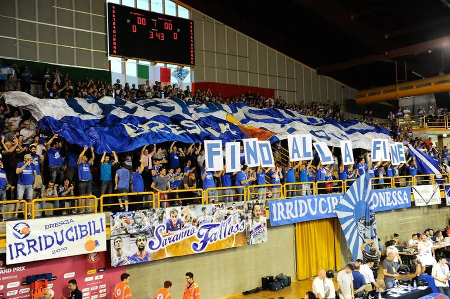 Centrale del latte-Scafati 82-72