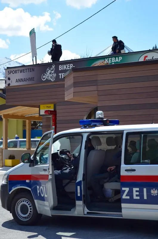 Polizia e black block, alta tensione al Brennero