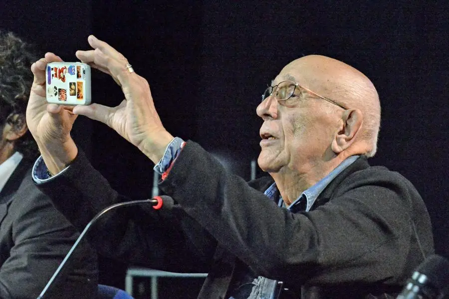 Laurea honoris causa della Laba a Franco Fontana