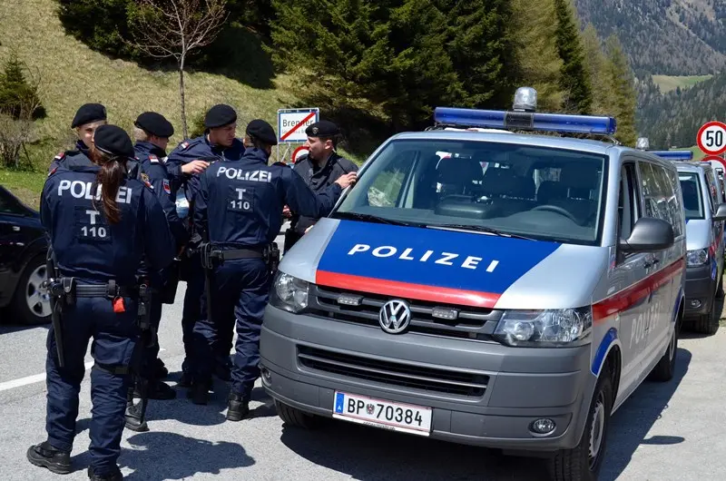 Polizia e black block, alta tensione al Brennero