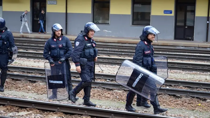 Polizia e black block, alta tensione al Brennero