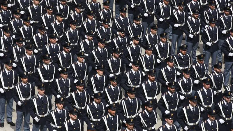 Giuramento di 200 agenti alla Polgai