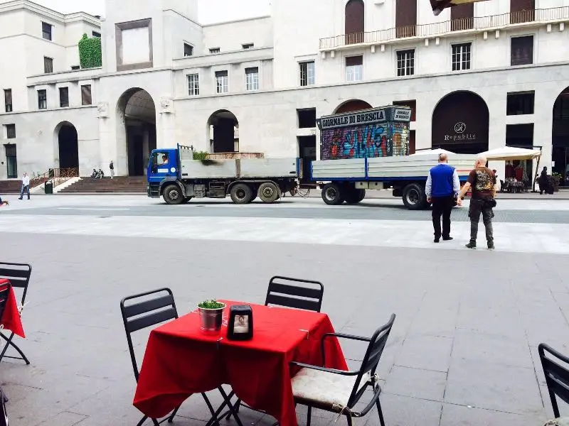 Addio all'edicola di piazza della Vittoria