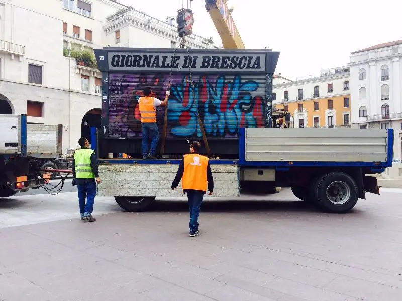 Addio all'edicola di piazza della Vittoria