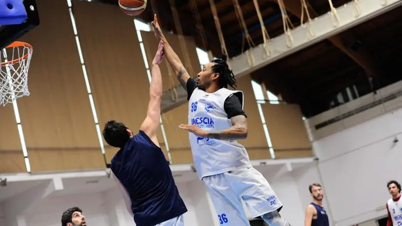 Basket Brescia, prima partita amichevole di David Moss