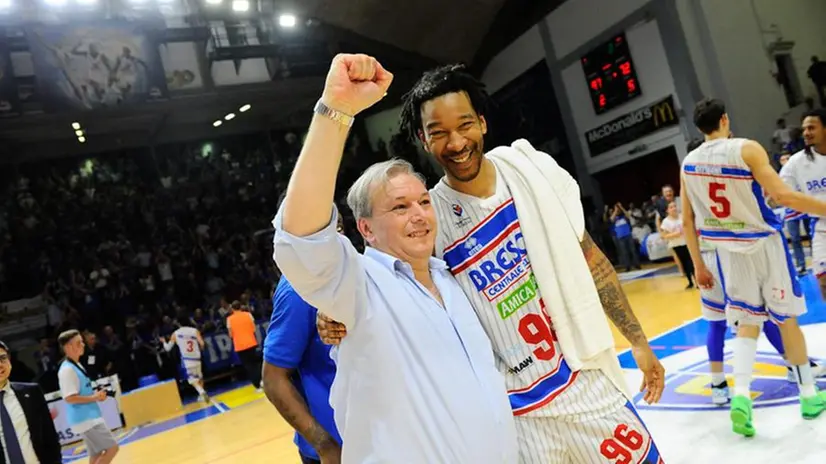 Centrale batte Tortona in gara -5 e vola in semifinale /3