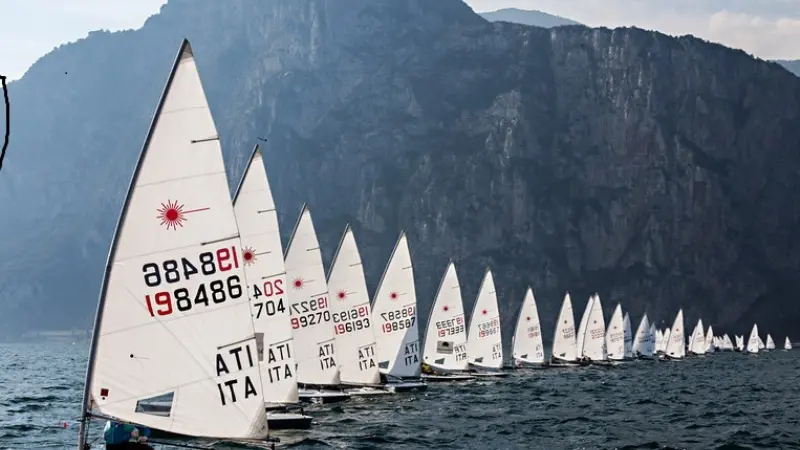 Vela sul lago di Garda