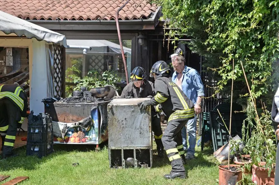 Vigili del Fuoco al lavoro nel chiosco da Franco