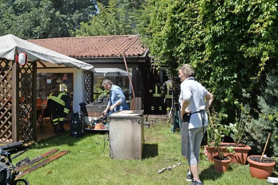 Vigili del Fuoco al lavoro nel chiosco da Franco