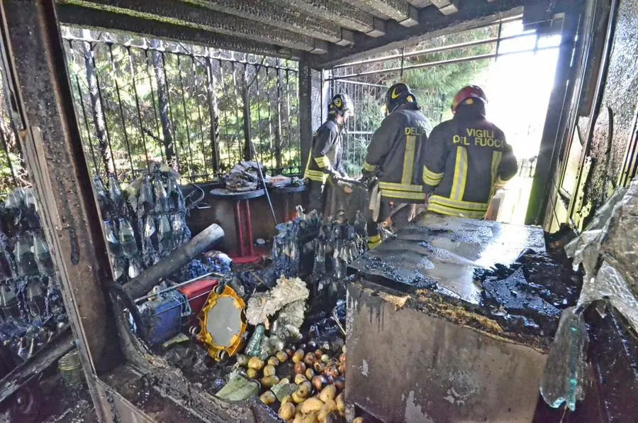 Vigili del Fuoco al lavoro nel chiosco da Franco