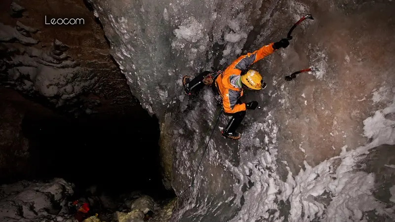 Una scalata negli abissi per due bresciani