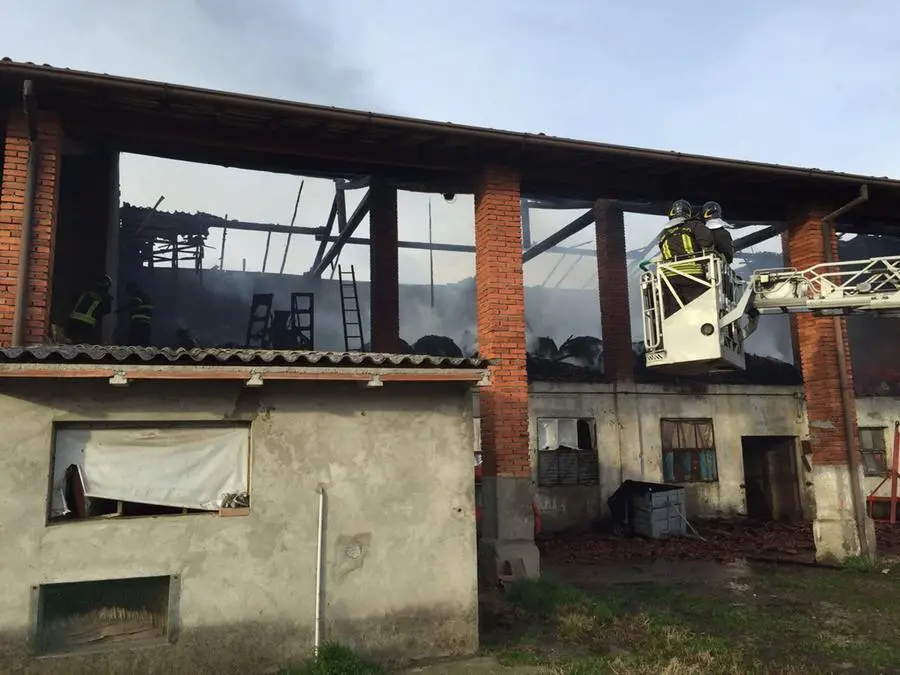 Incendio a San Paolo, Vigili del Fuoco in azione