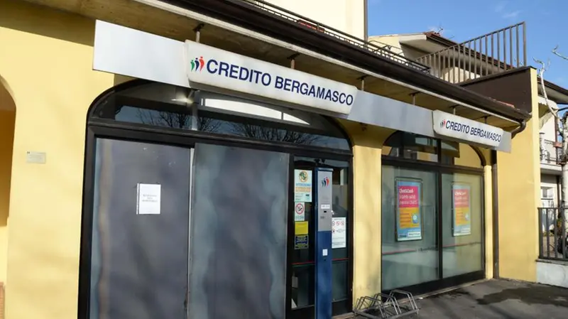 Bancomat divelto a Maclodio, banditi a mani vuote