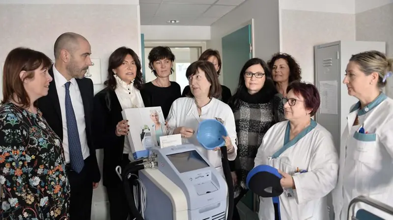 Il macchinario donato al Civile