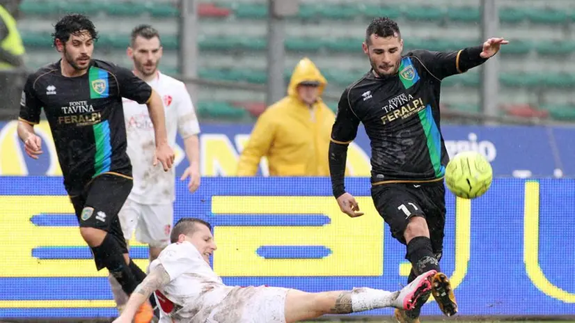 Padova-FeralpiSalò 2-0