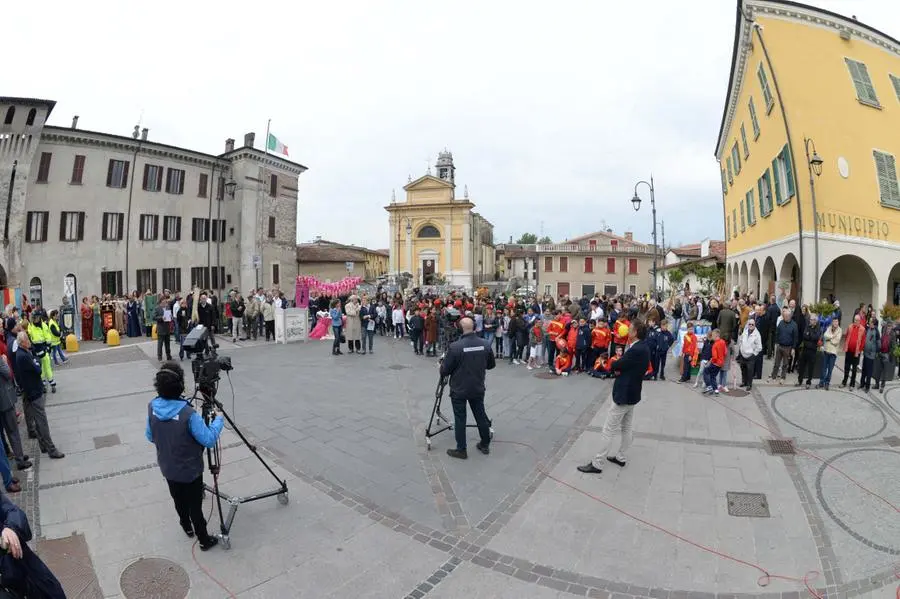 In Piazza con noi a Urago d'Oglio